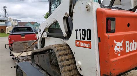 bobcat skid steer put gasoline|bobcat fuel cap locations.